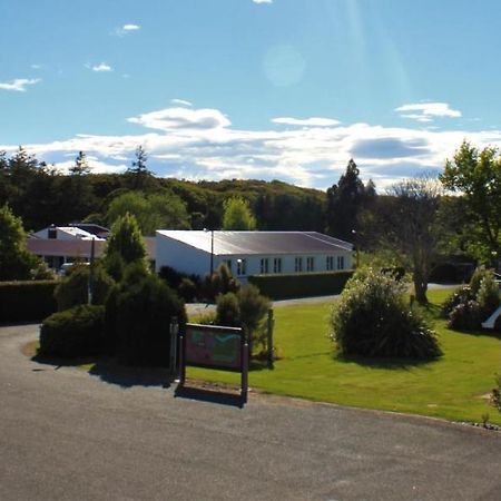 Last Light Lodge Tuatapere Exterior photo